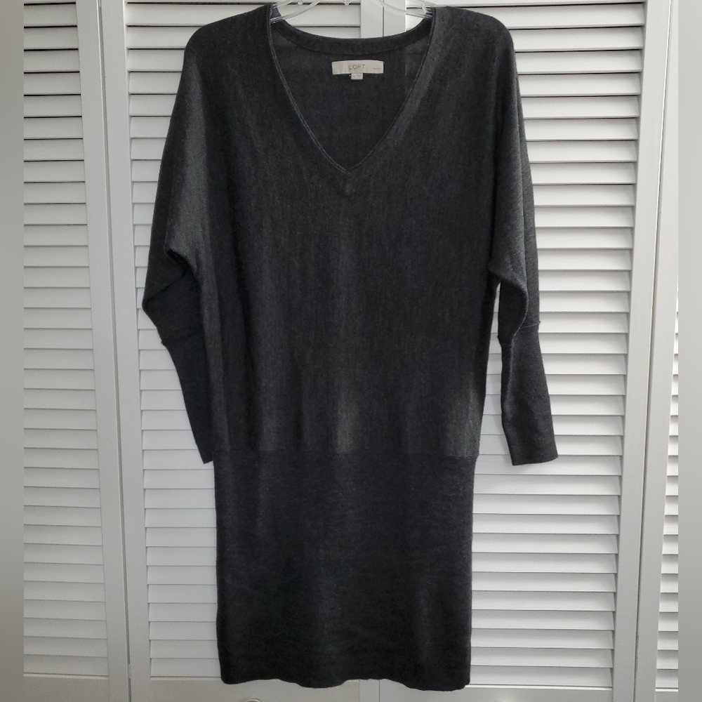 ANN TAYLOR LOFT Charcoal Knit Top Sweater Size MP